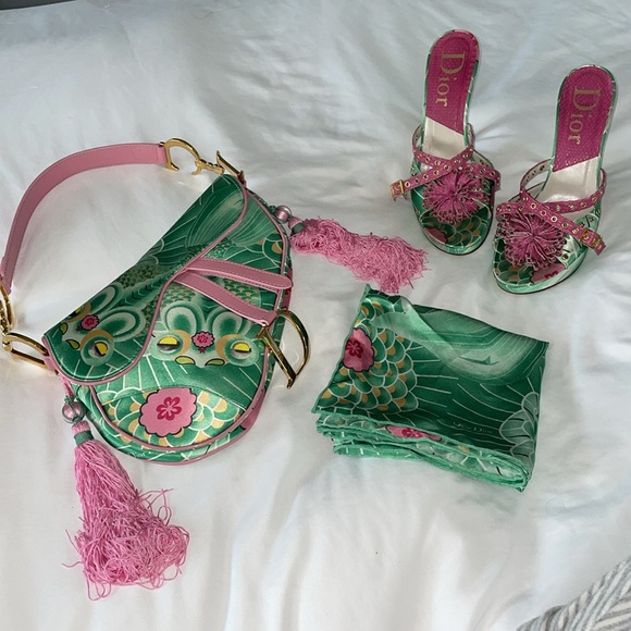 Christian Dior fall 2003 collection - Picture 15 of 17